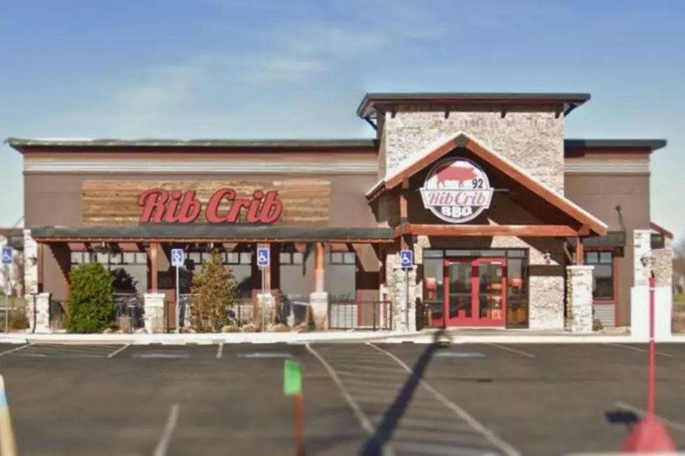 Amarillo’s Rib Crib Incurs Unexpected Drive-Thru Disaster