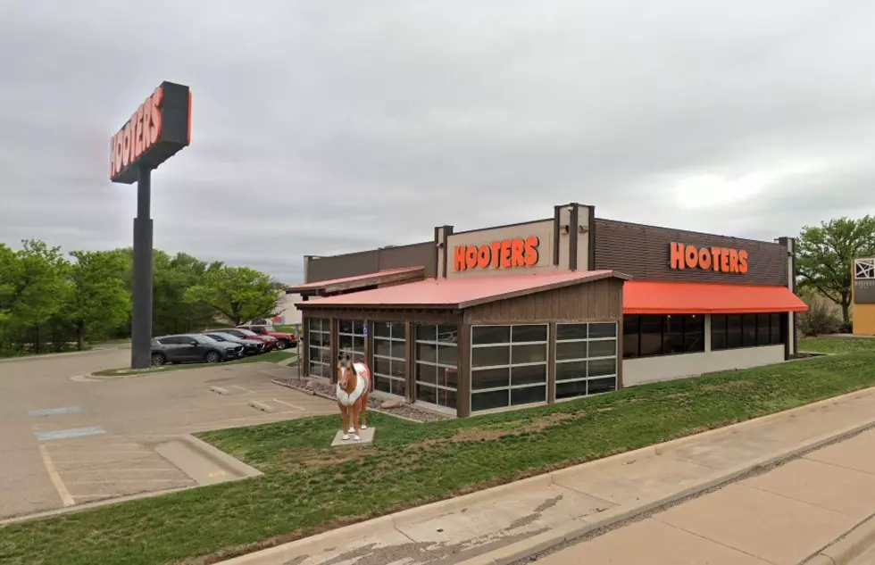 Hooters in Amarillo Has Closed, and the Way Staff Found Out Is Shocking