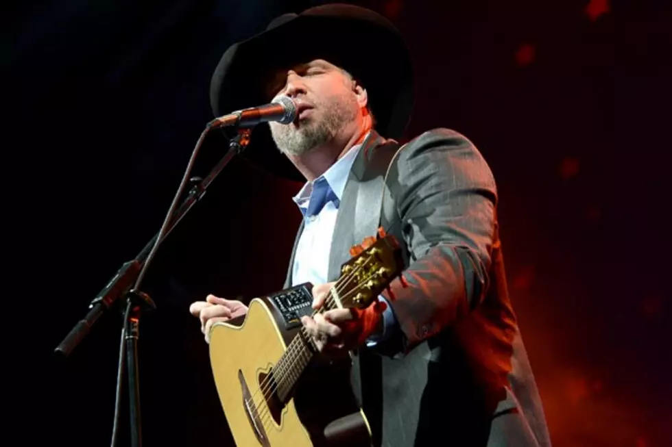Garth Brooks Announces Two More Las Vegas Shows, This Time With His Band
