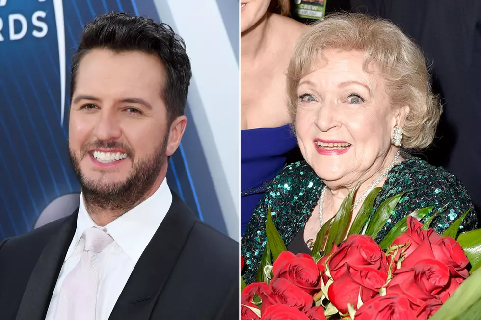 Luke Bryan Wants to Go Under the Mistletoe With Betty White