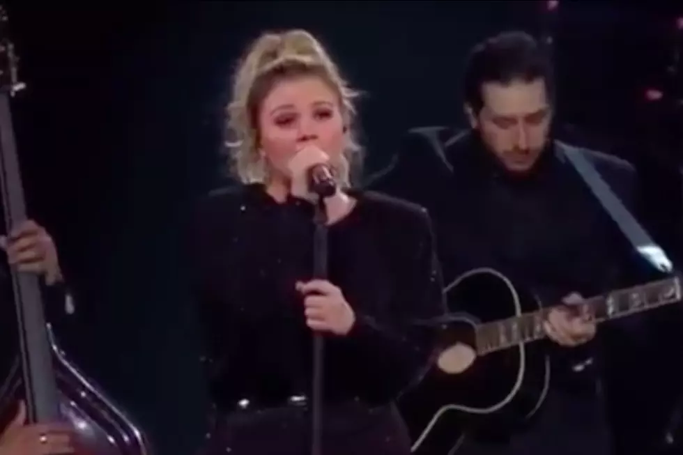 Kelly Clarkson Cover of Miranda Lambert’s ‘Tin Man’ Stuns Like the Original