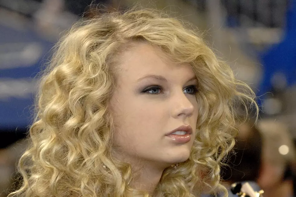 Story Behind the Song: Taylor Swift, ‘Mine’